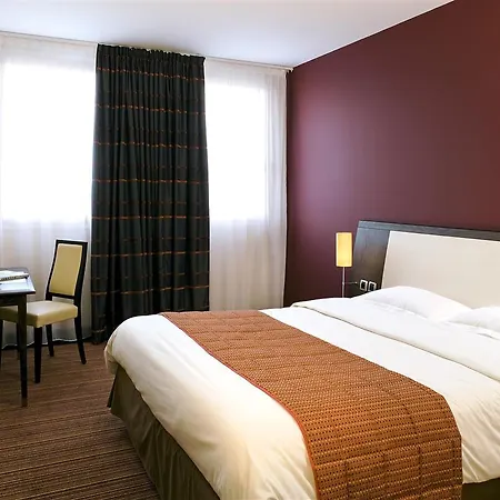 Mercure Rennes Hotel 4*